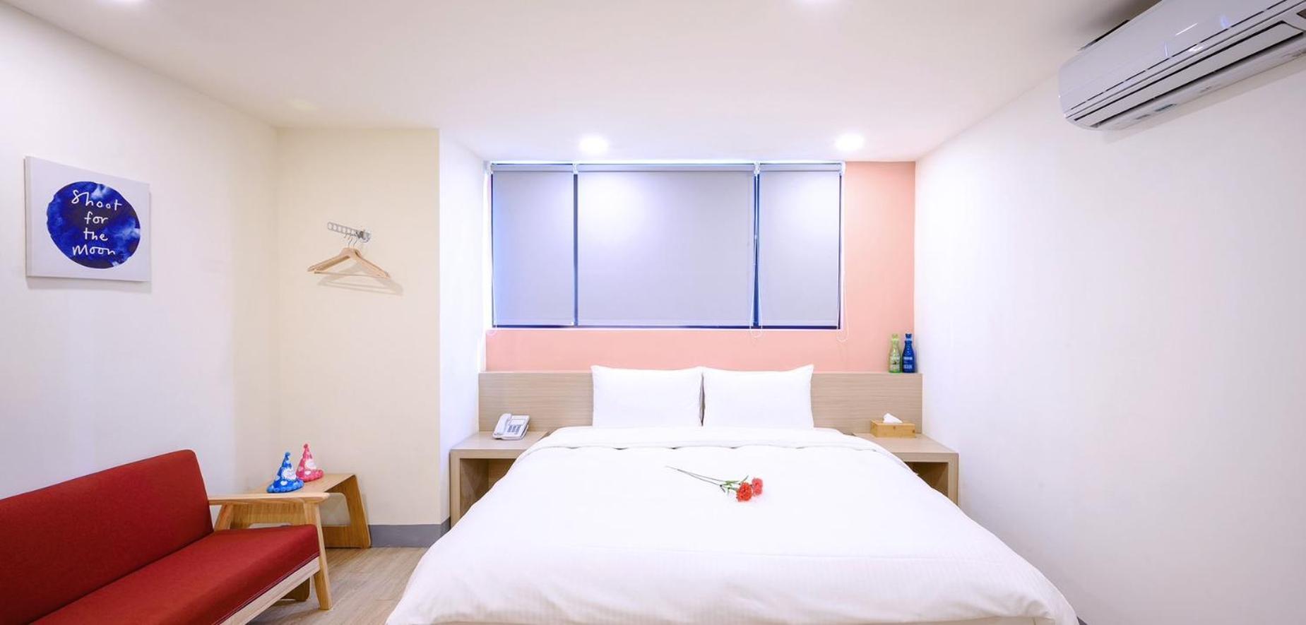 P Inn Tainan Exterior photo